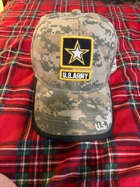 U.S. Army Digital Camo Cap with Yellow Star Patch